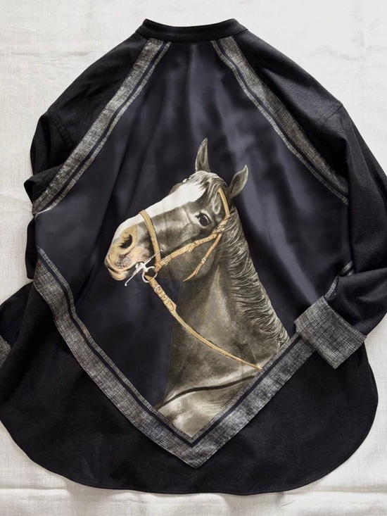 Beardsley Tokyo Tops - Unisex BEARDSLEY Tokyo Vintage Horse Scarf Panel Tunic Blouse Horse Back Graphic